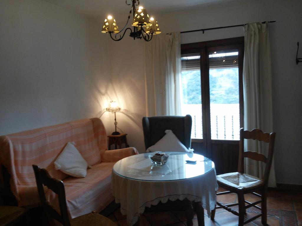 Apartamentos Rurales Jardines Del Visir Genalguacil Ngoại thất bức ảnh